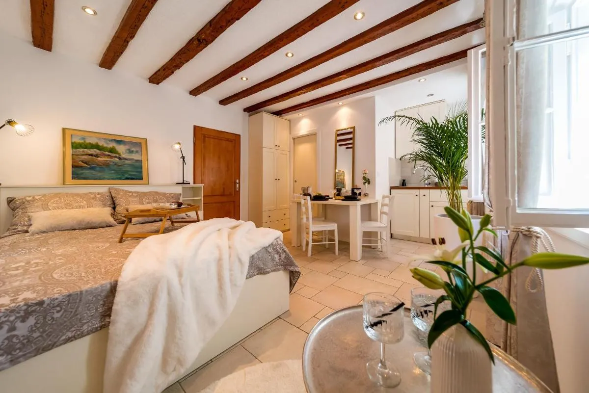 Image 4 of Charming Old Town Apartment Pjaca Split