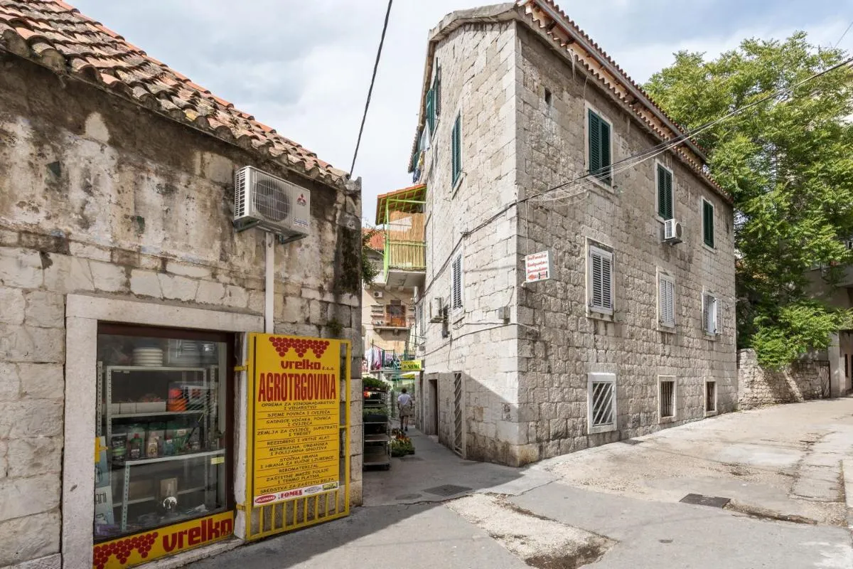 Image 5 of Chic Studio by Diocletian’s Palace – Historic Comfort