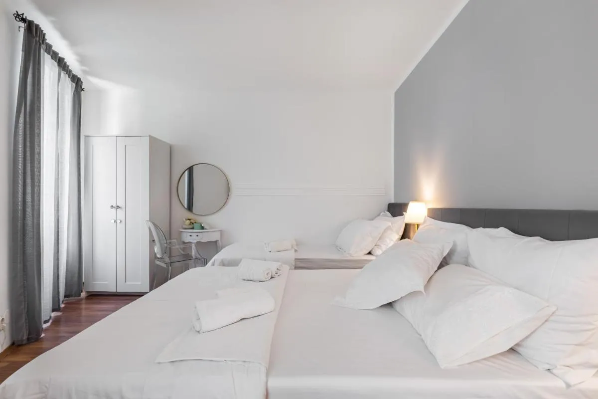 Image 1 of Chic Studio by Diocletian’s Palace – Historic Comfort