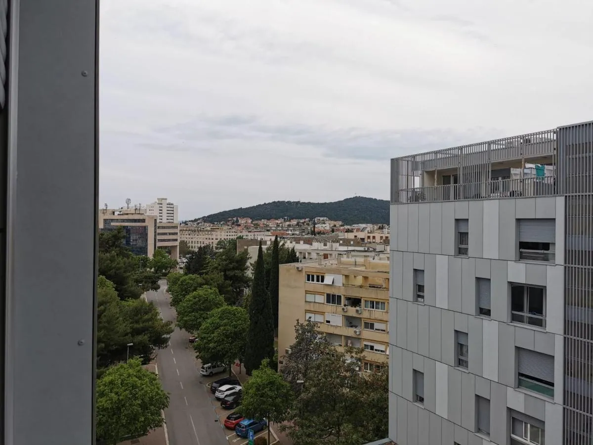 Image 5 of City Center Apartment Flash
