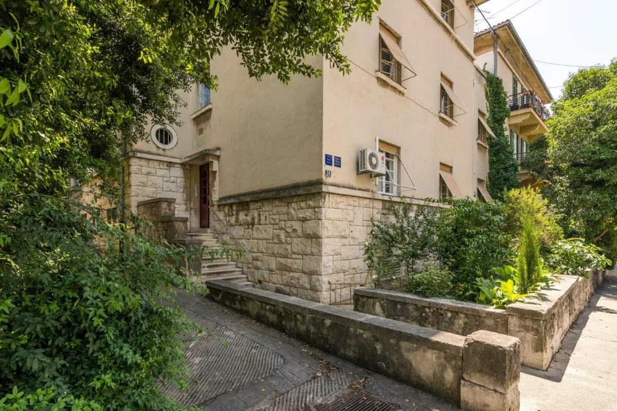 Image 4 of Classy apartment w terrace in the heart of Split