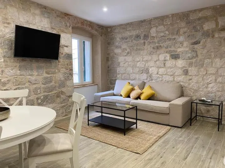 Image of Cloe Apartment