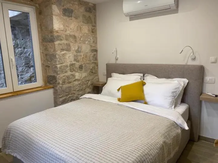 Image 5 of Cloe Apartment