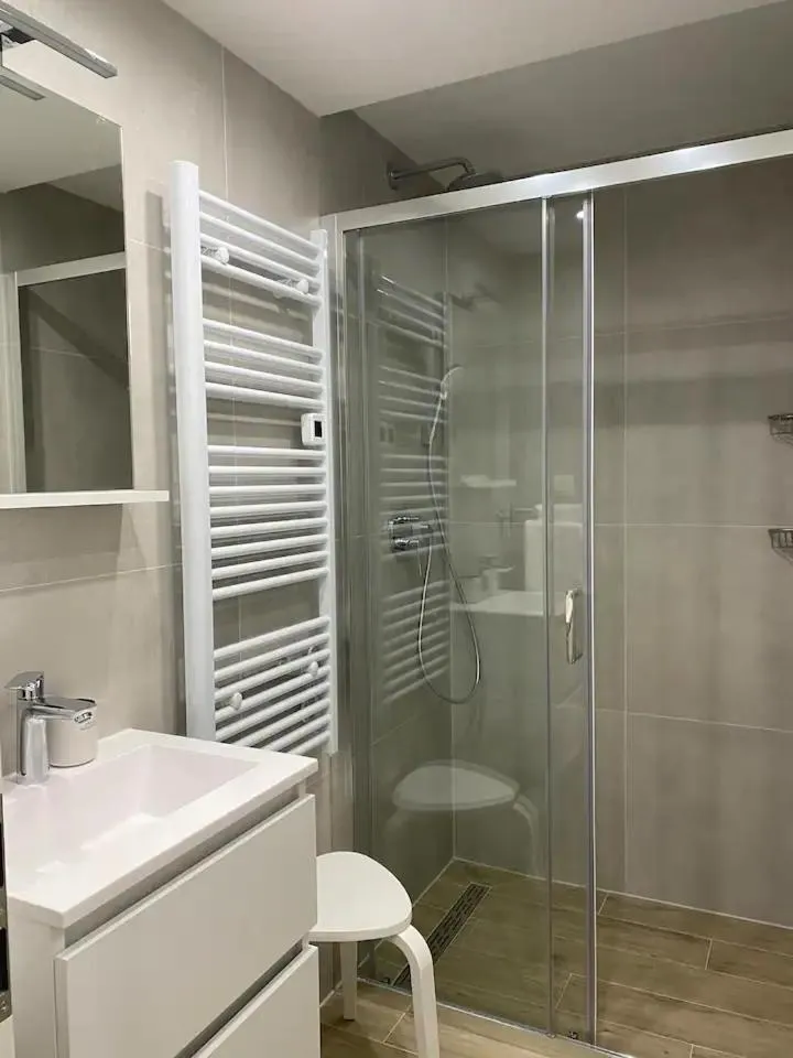 Image 6 of Cloe Apartment