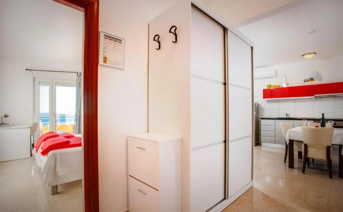 Image 5 of Comfy Beach Apartments with its own balcony