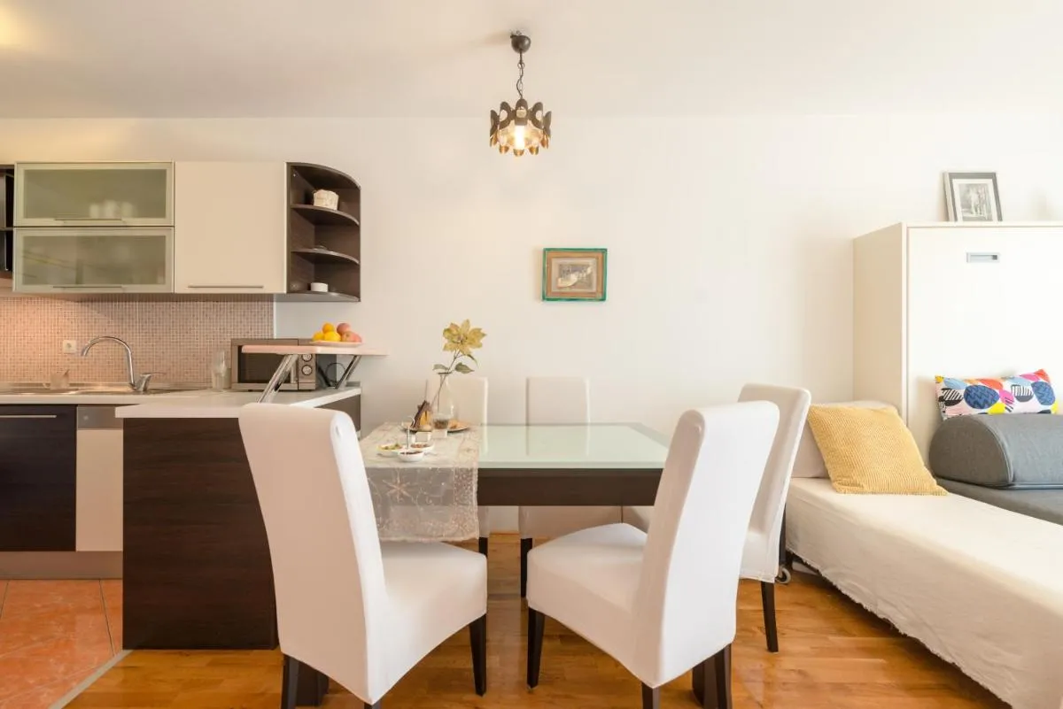 Image 1 of Comfy & Urban apartment on Žnjan near beach