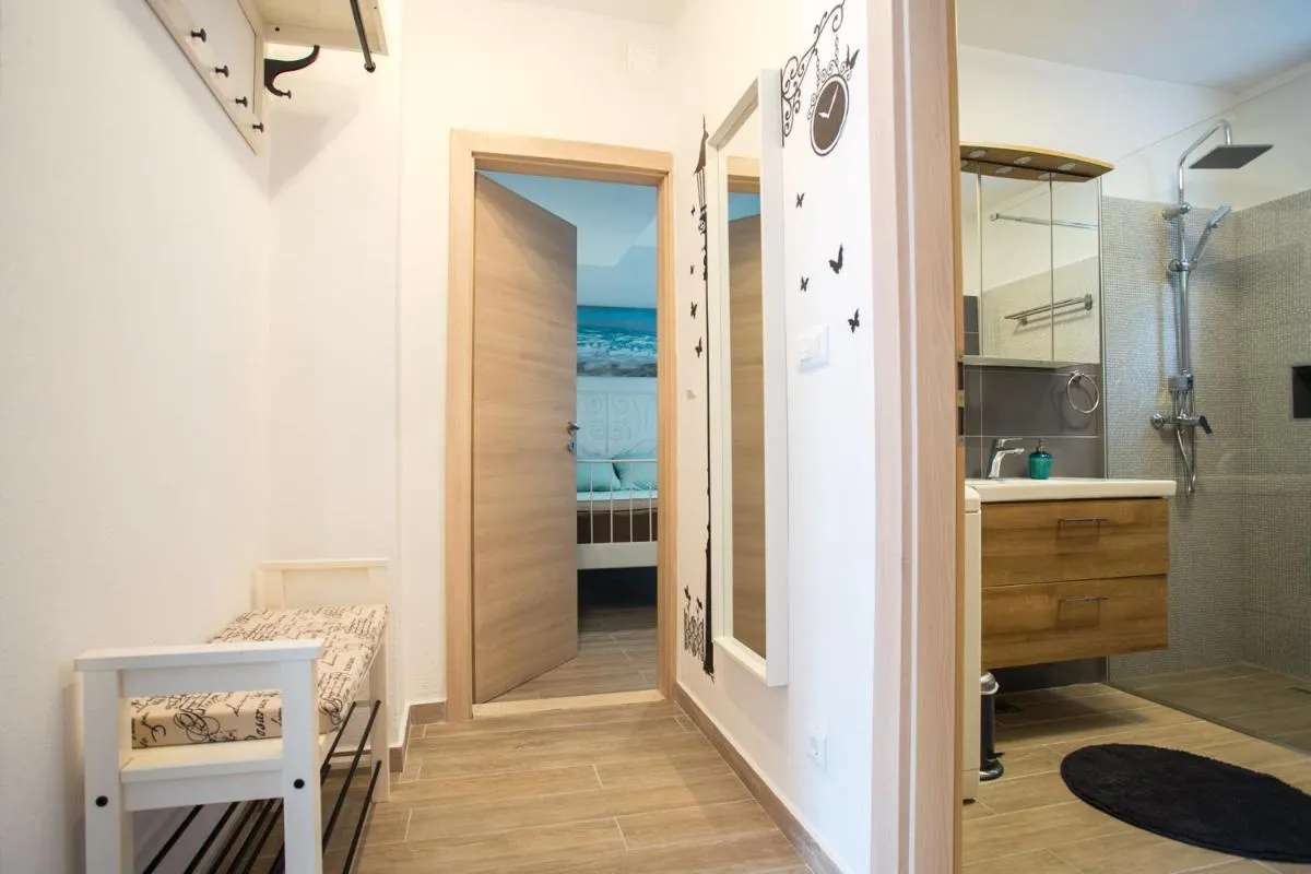Image 2 of Cozy Coastal apartment GaMa