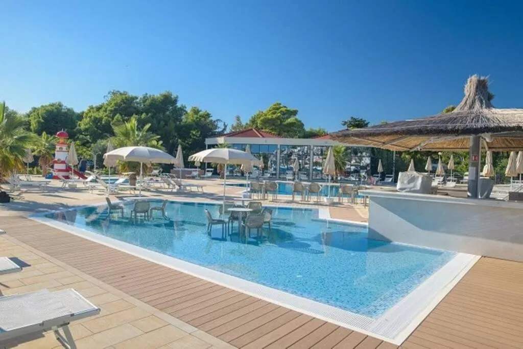 Image 1 of DELUX Penthouse F. with view on beach in the Split