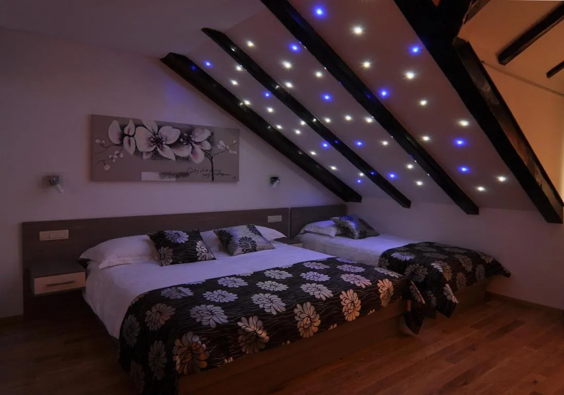 Image of Deluxe Apartments & Rooms Sarella