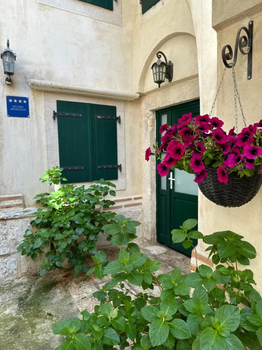 Image 1 of Diocletian Wine studio apartment
