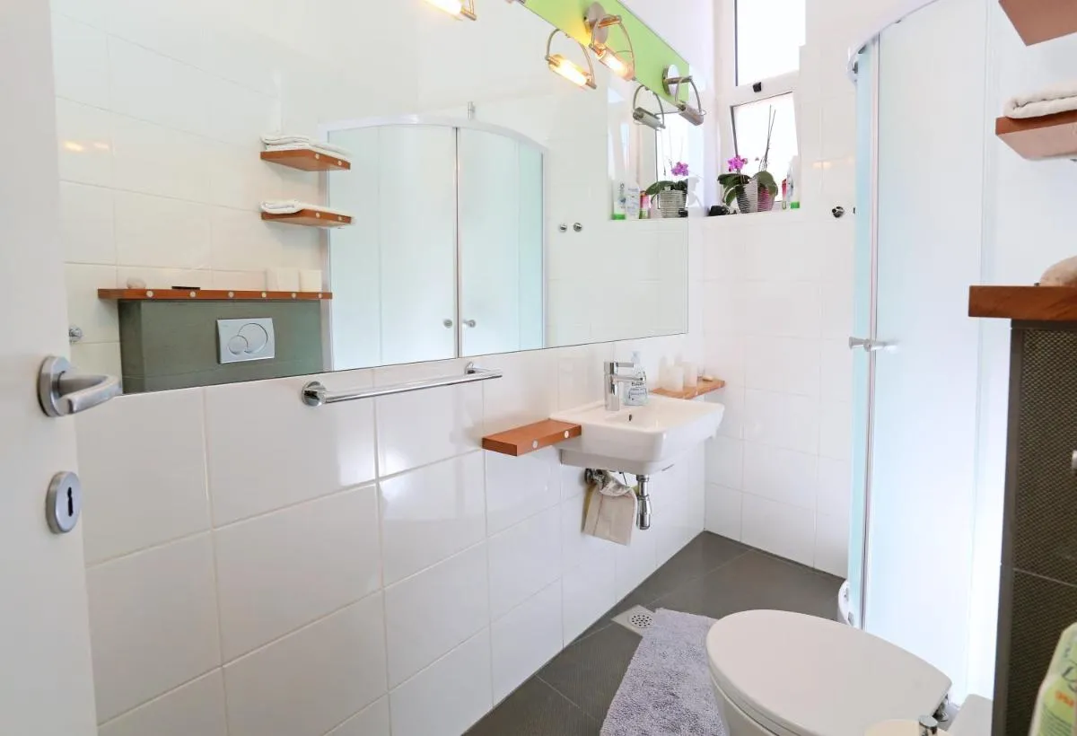 Image 2 of Double bedroom apartment on great location with balcony!!