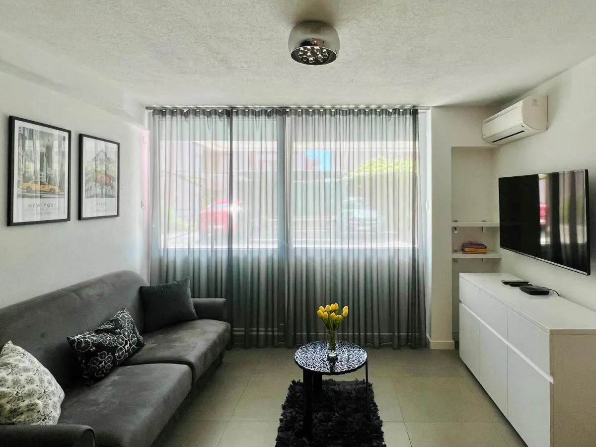 Image 4 of Dream Apartment
