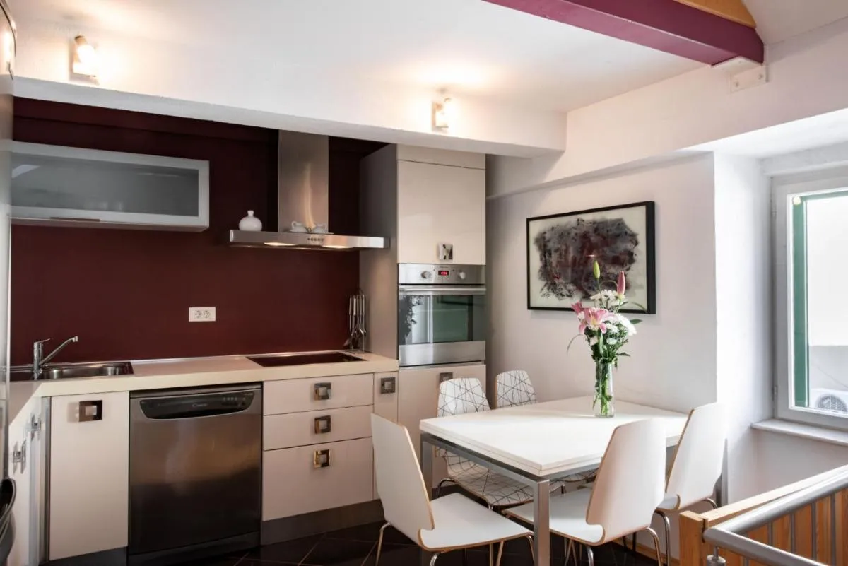 Image 4 of Duplex with terrace in the city centar