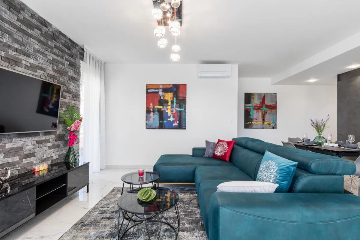 Image 4 of Elysian Zen Luxury Apartment – Two Bedroom Apartment with Terrace and Sea View
