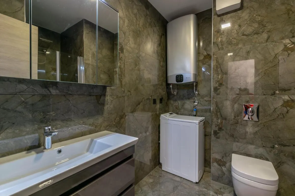 Image 2 of Empress apartment