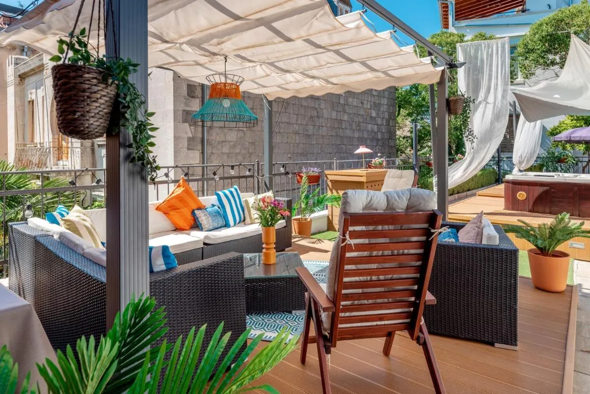 Image 6 of Evala luxury rooms with pool and garden