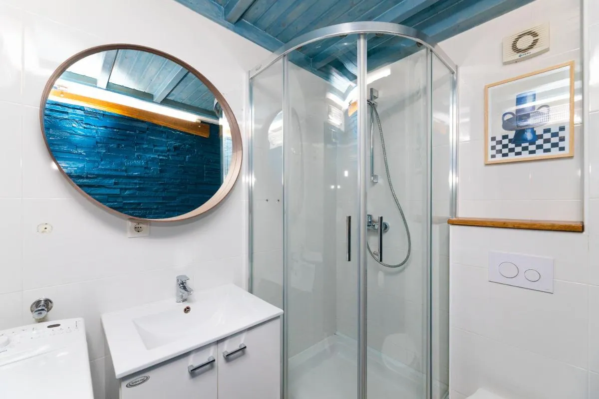 Image 2 of FIGA apartment