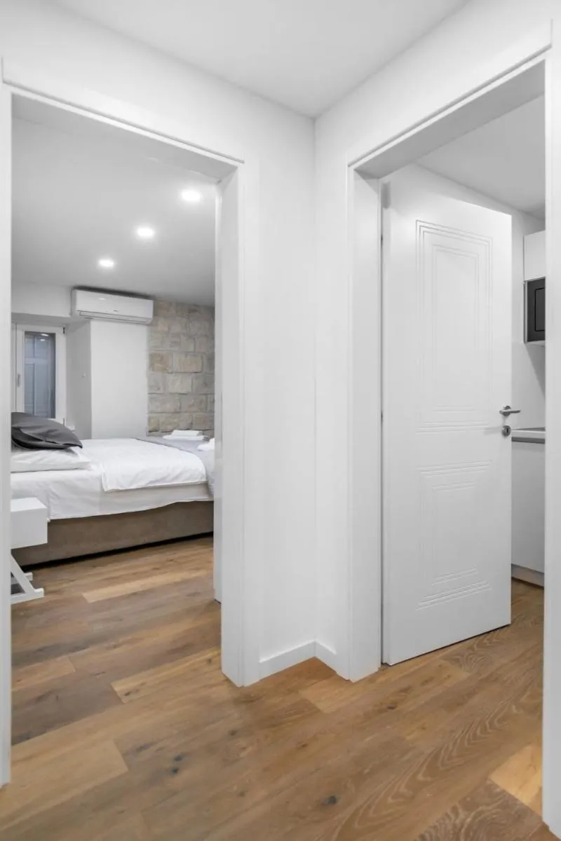 Image 5 of Feel like an Emperor Apartments