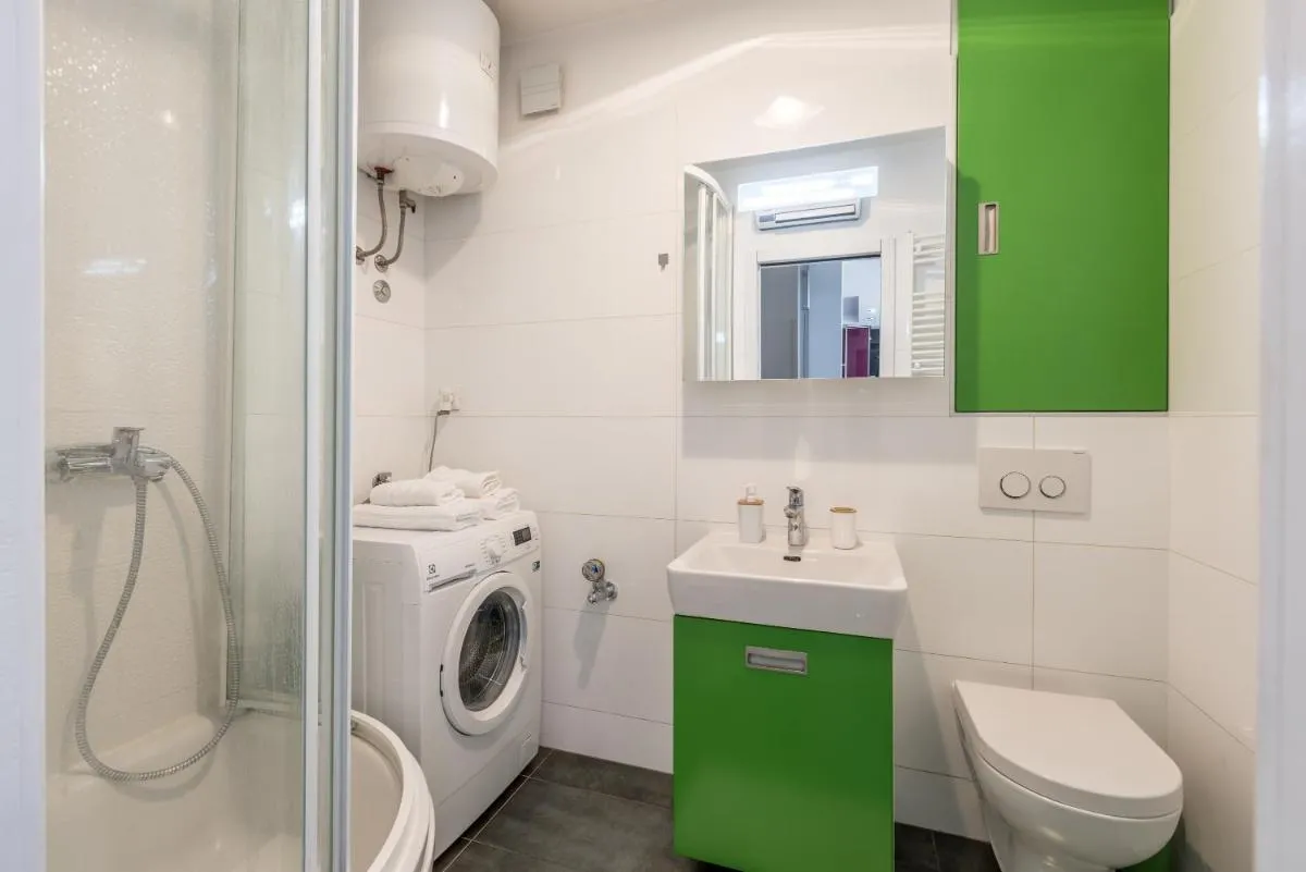 Image 2 of First choice apartment