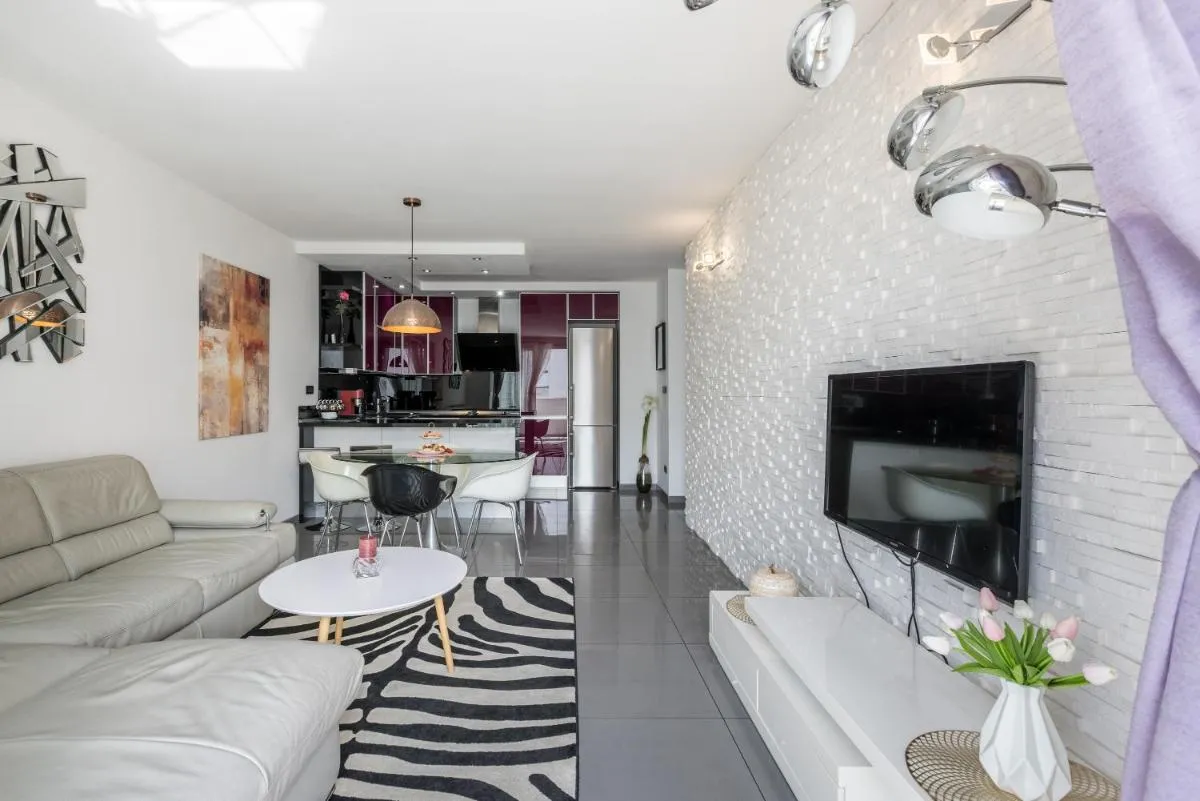 Image 4 of First choice apartment