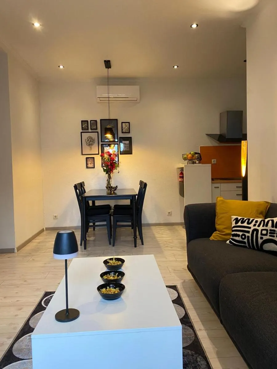 Image 6 of George apartment, renovated 2024, downtown