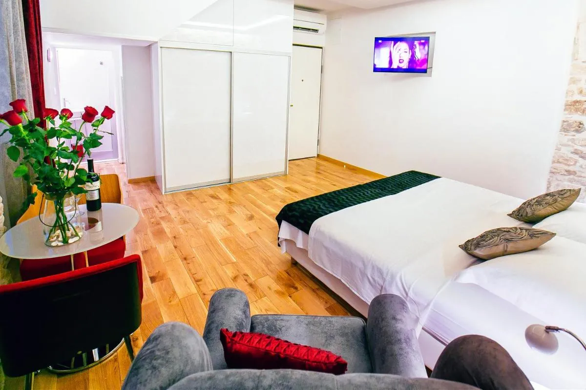 Image 5 of Get Split Luxury Apartment