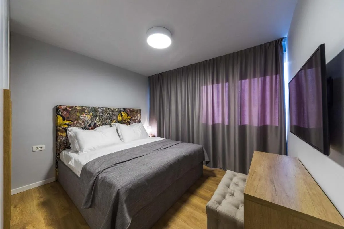 Image 6 of Glow luxury apartment with terrace and jacuzzi
