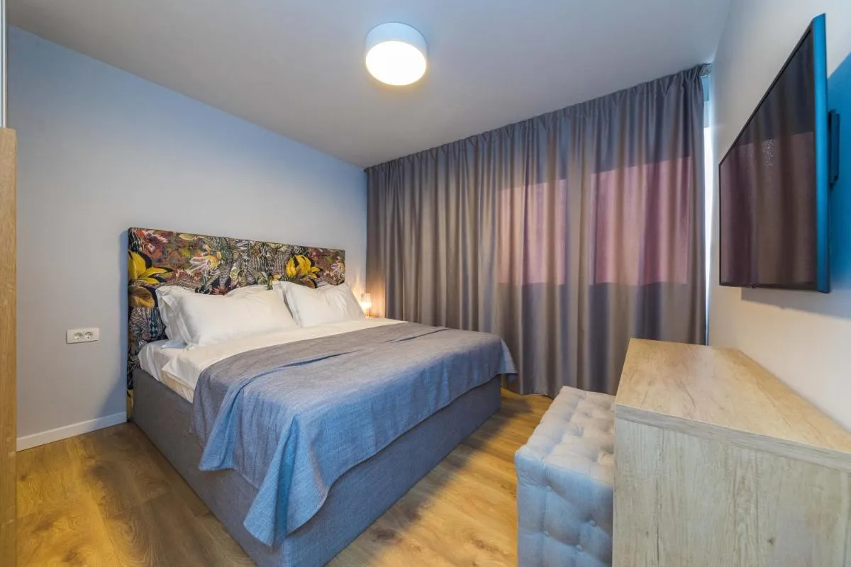Image 1 of Glow luxury apartment with terrace and jacuzzi