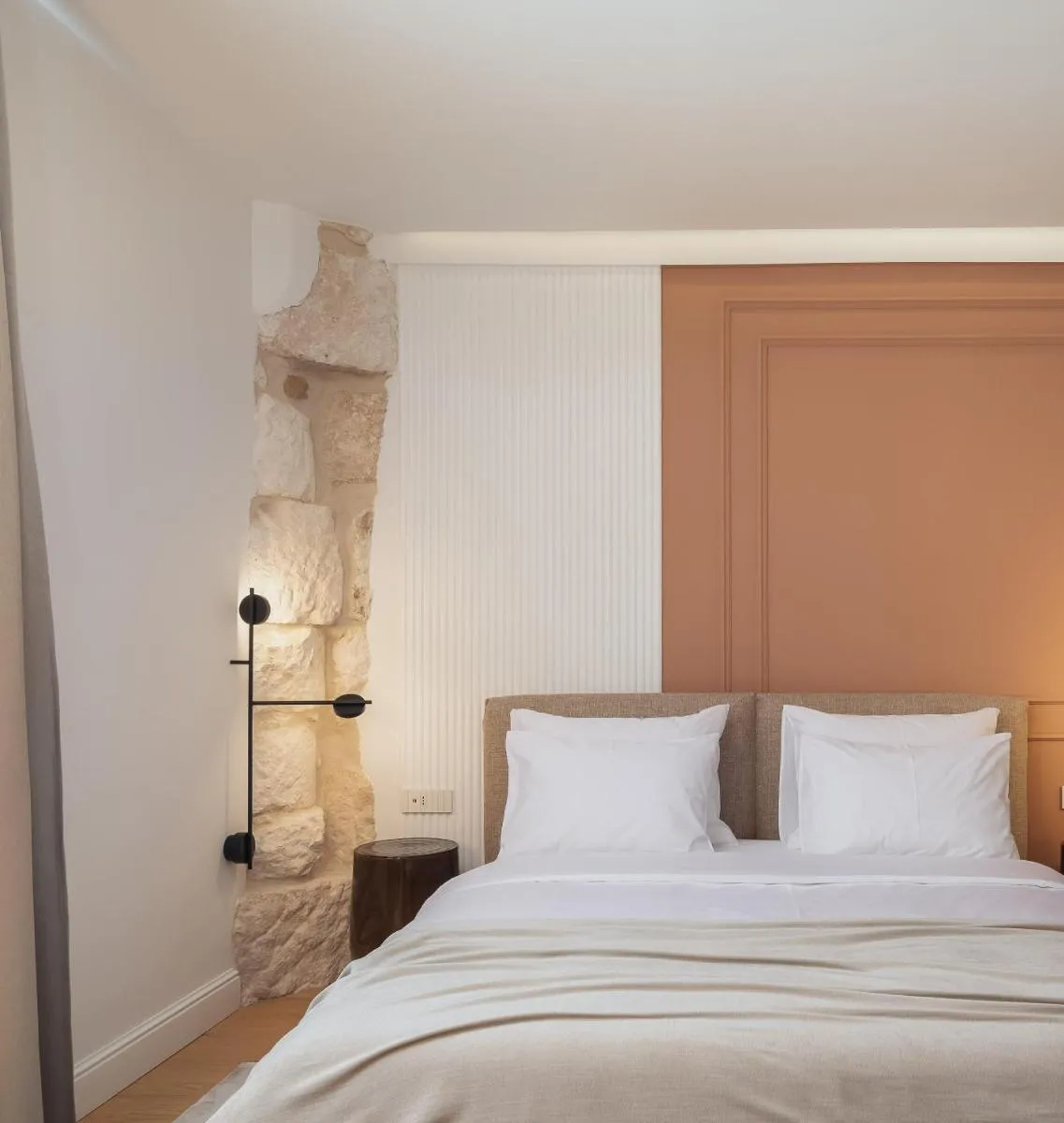 Image 3 of Golden Gate Deluxe Room – Unique UNESCO Location