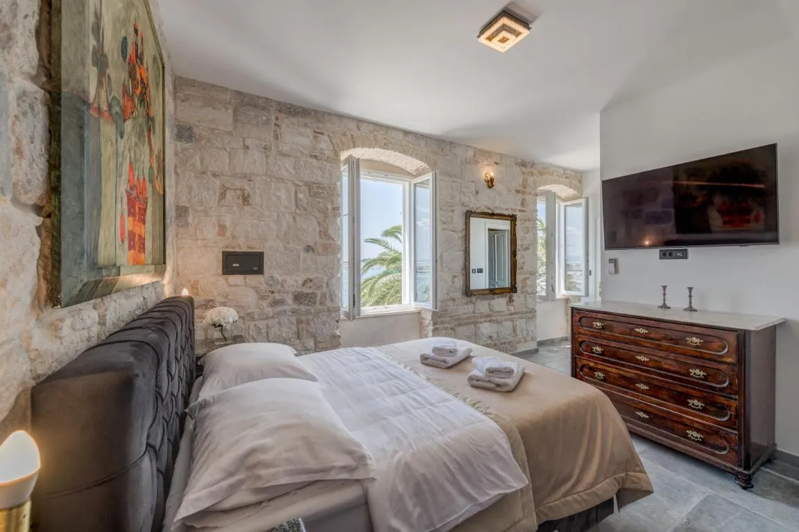 Image of Grand Promenade Suite – Tale Of The Sea