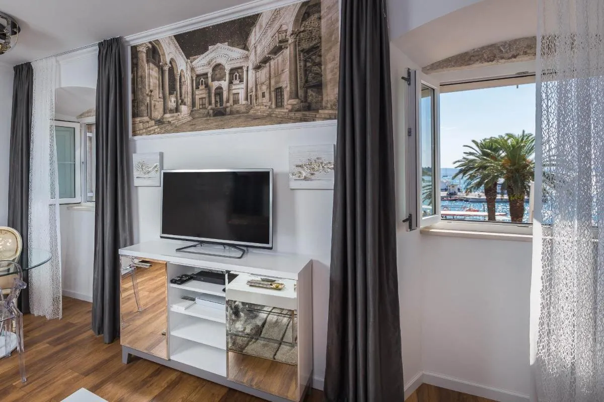 Image 4 of Guest House Imperial