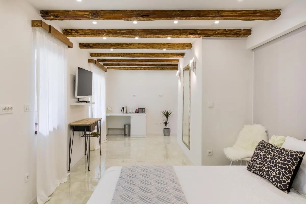 Image 2 of Hani Luxury Rooms