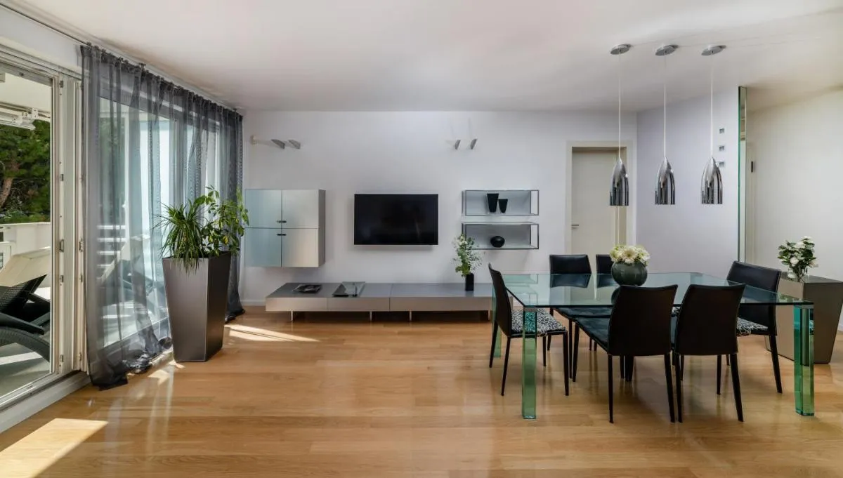 Image 4 of Hermosa Luxury Apartment
