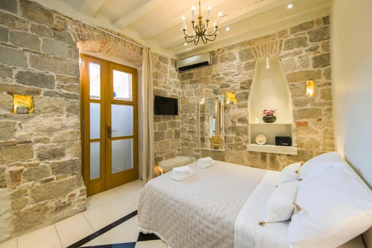 Image 3 of Hidden Luxury Residence 2BR with terrace