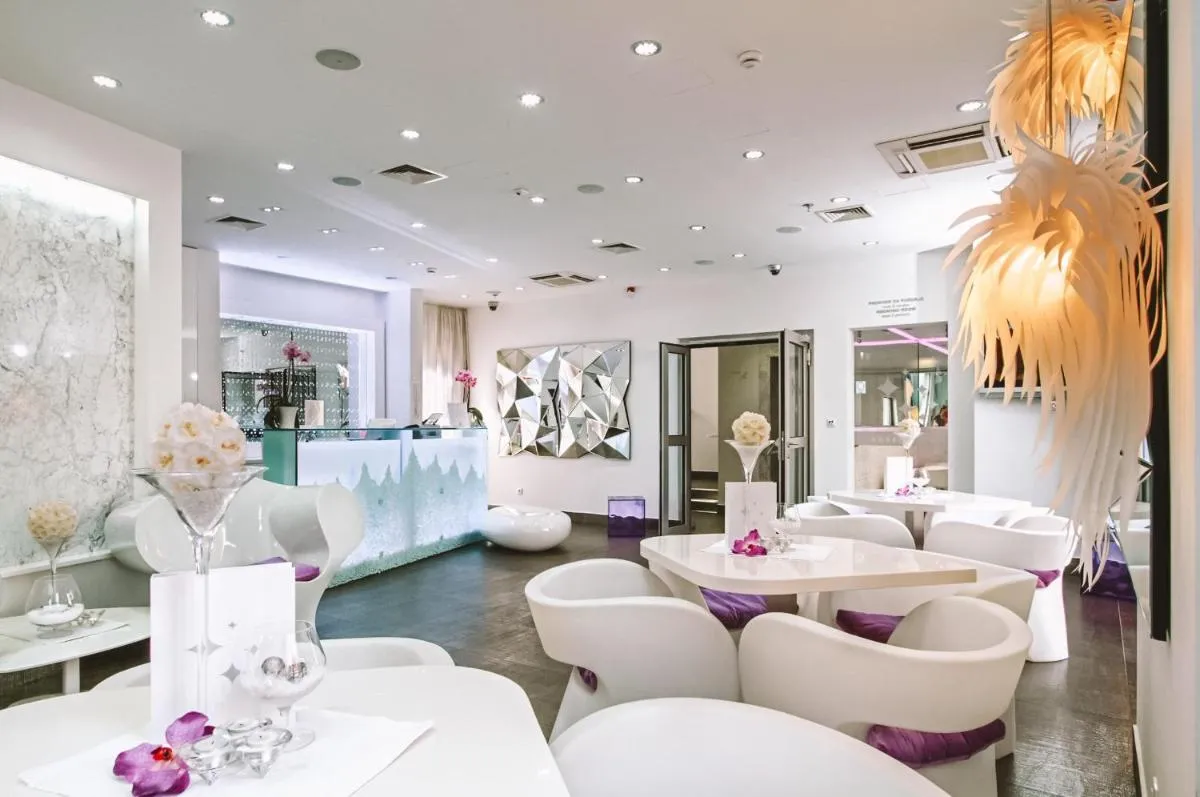 Image 5 of Hotel Luxe
