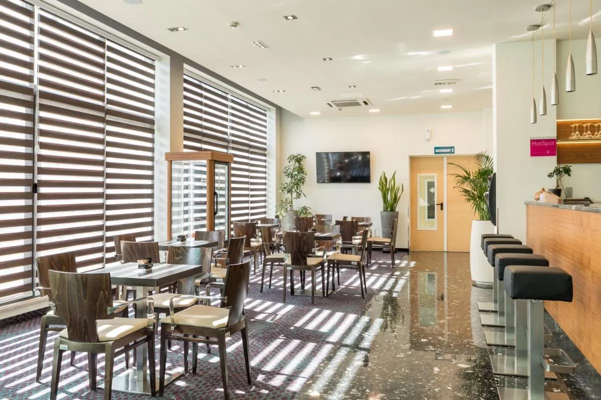 Image 5 of Hotel Mondo