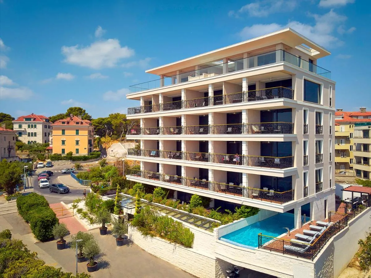 Image 2 of Hotel Villa Harmony