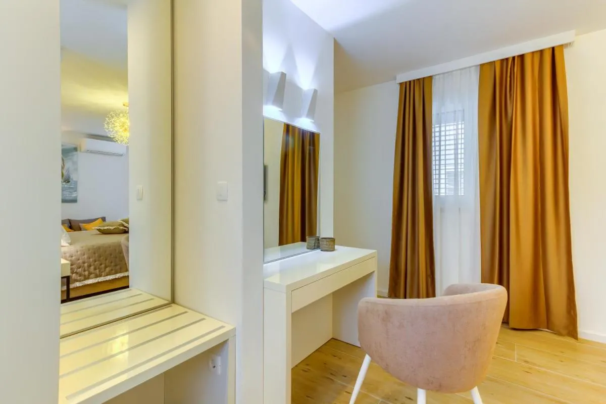 Image 1 of Irini Luxury Rooms