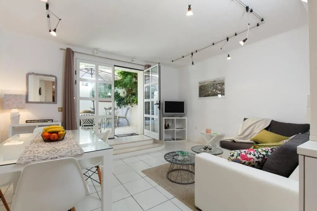 Image 4 of Joy4You Apt near Beach and Center