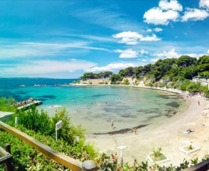 Image of LA1 luxury apartment near Bacvice beach