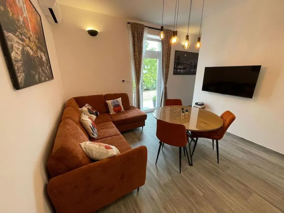 Image 1 of LA2 luxury apartment near Bacvice beach