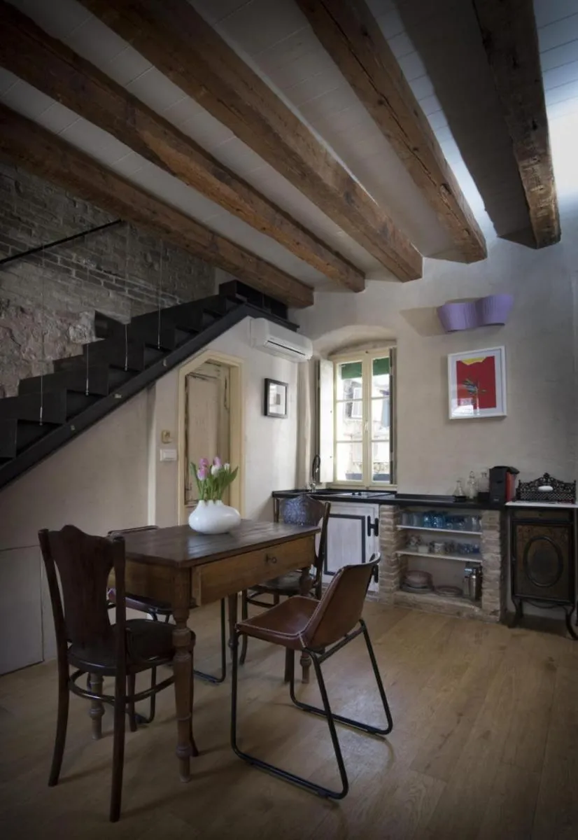 Image 5 of La Divine- captured by history inside Palace loft