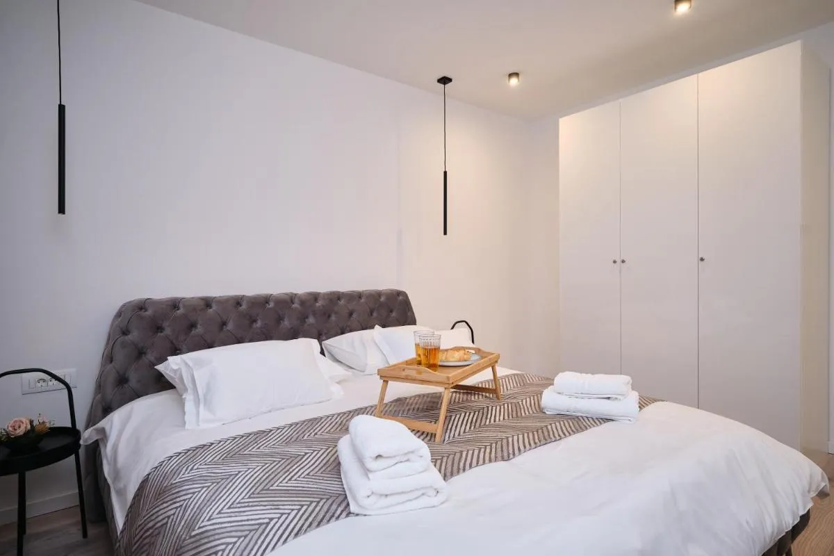 Image 3 of LaMer Luxury Suite