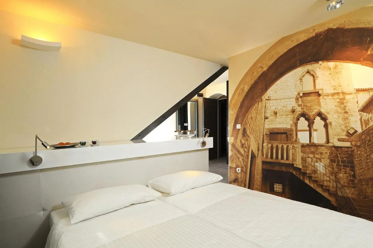 Image 1 of La Porta Luxury Rooms