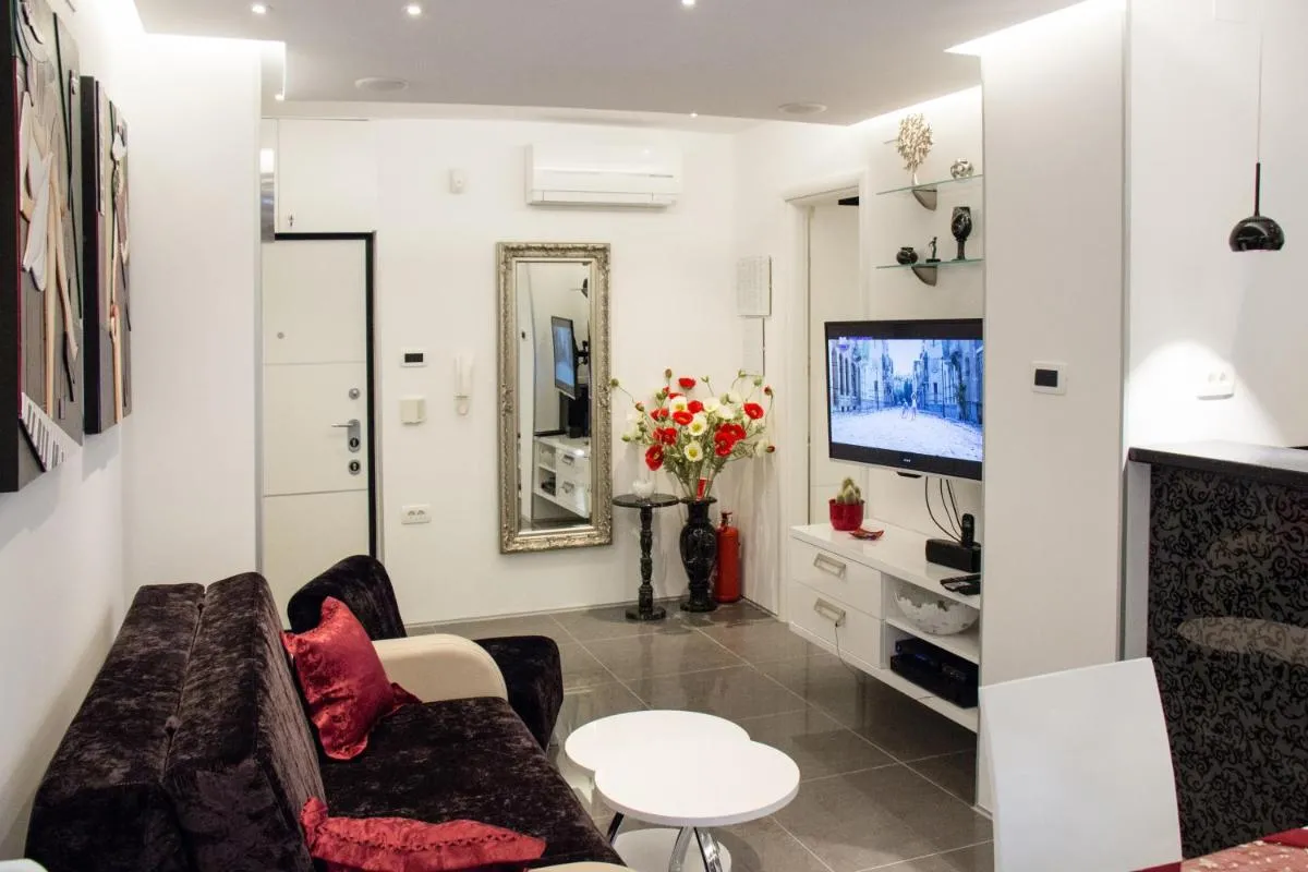 Image 4 of Lady Tania Apartment