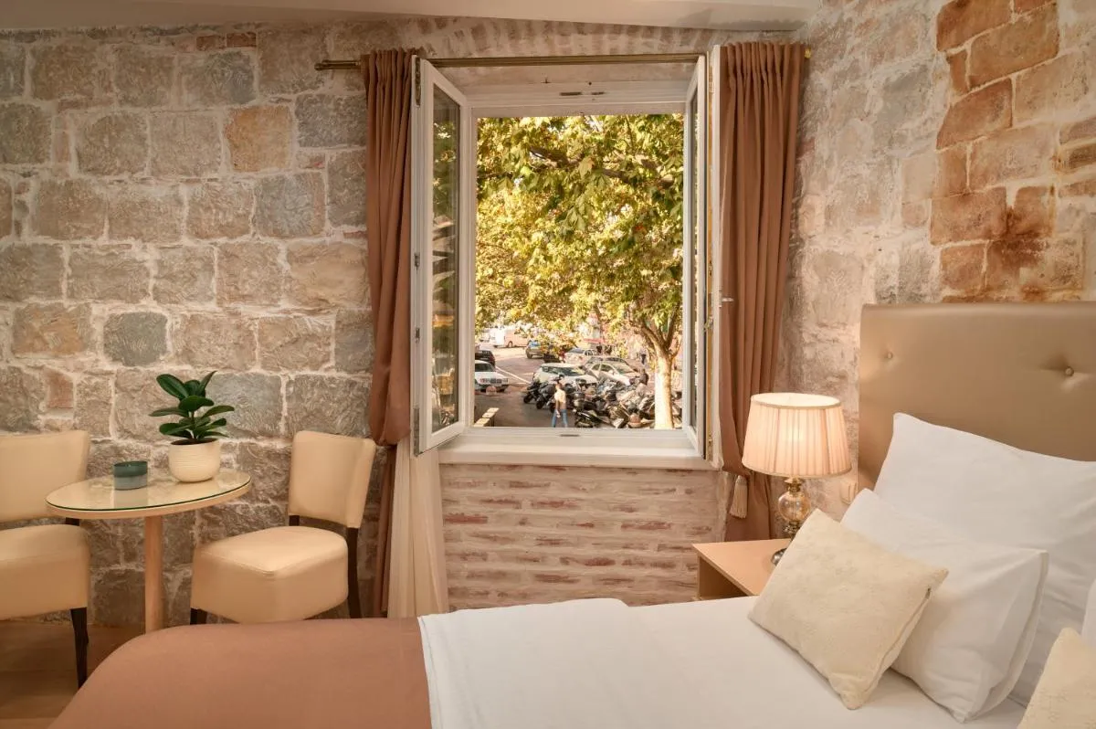Image 3 of Lanterna Rooms