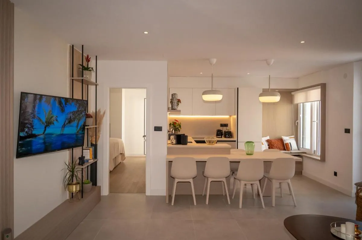 Image 2 of Leonela apartment