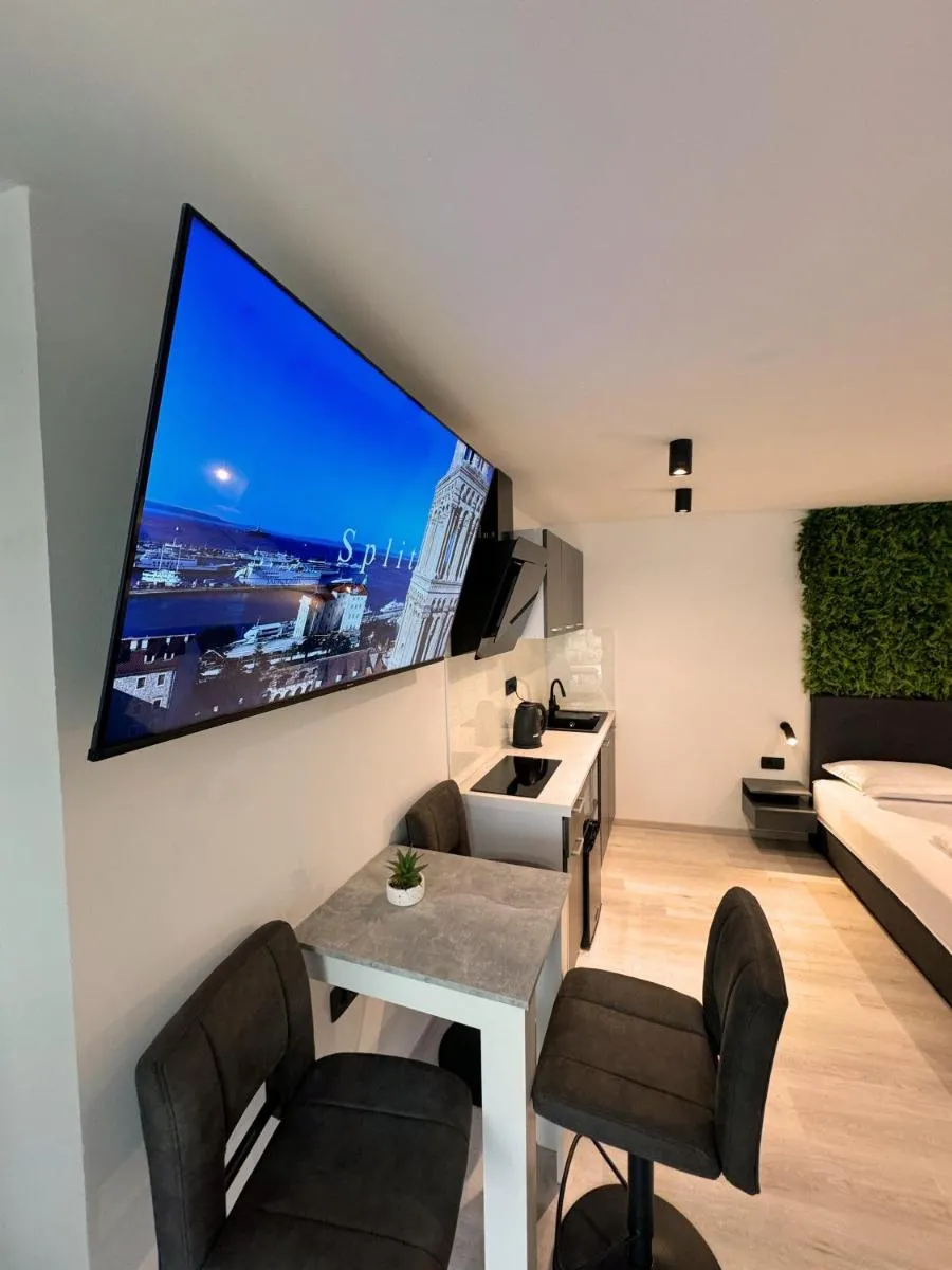 Image 6 of Luxe Adriatic Apartment