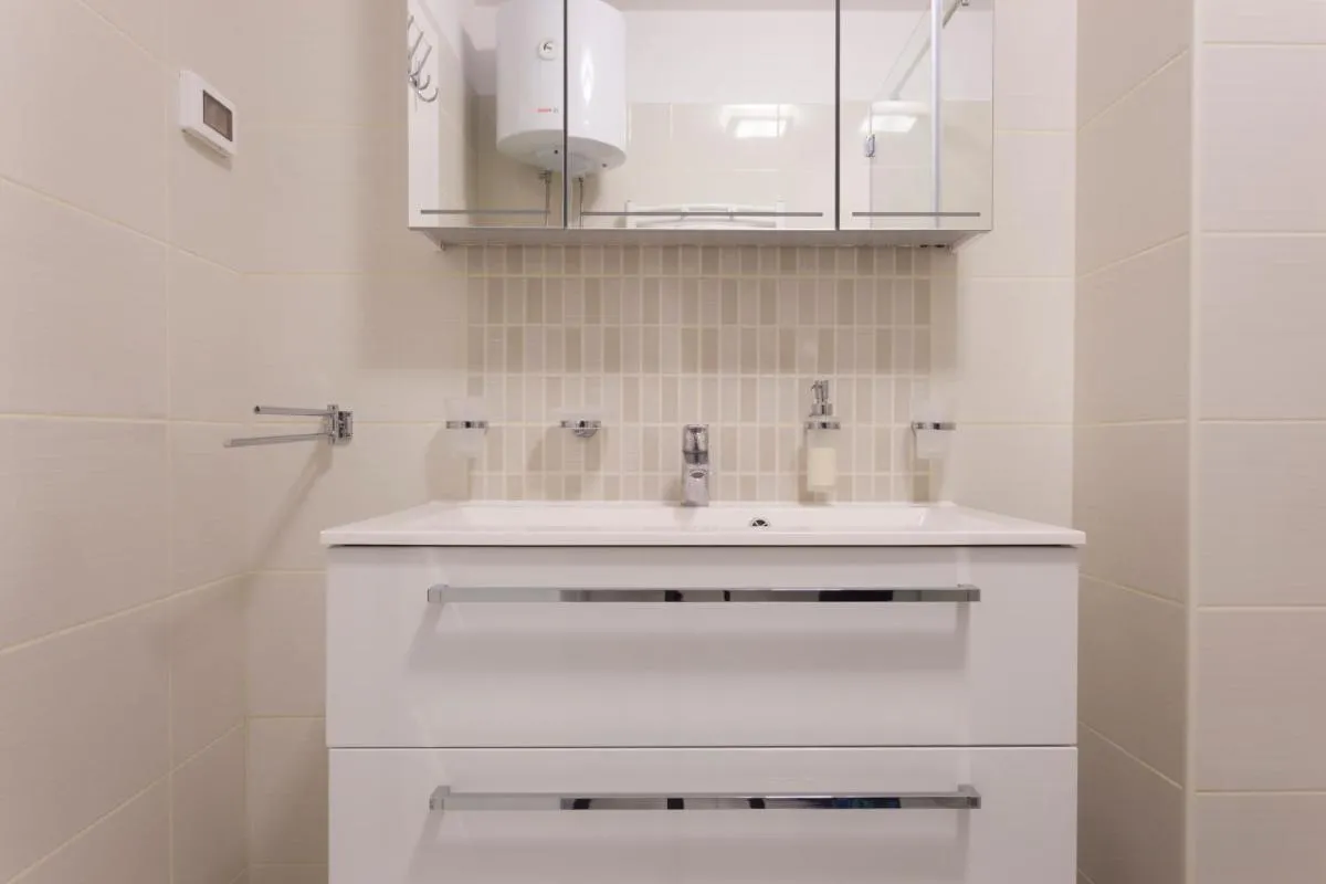 Image 2 of Luxury Apartment