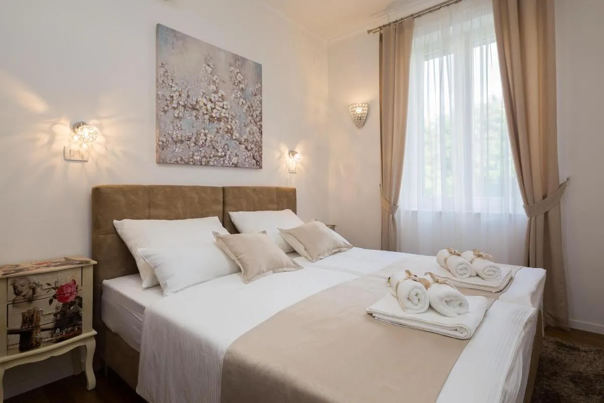 Image 1 of Luxury Apartment Luce